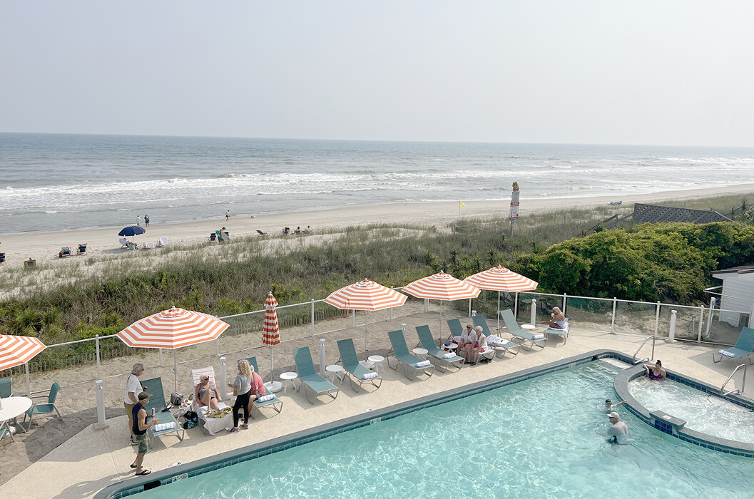 Images Crystal Coast Oceanfront Hotel