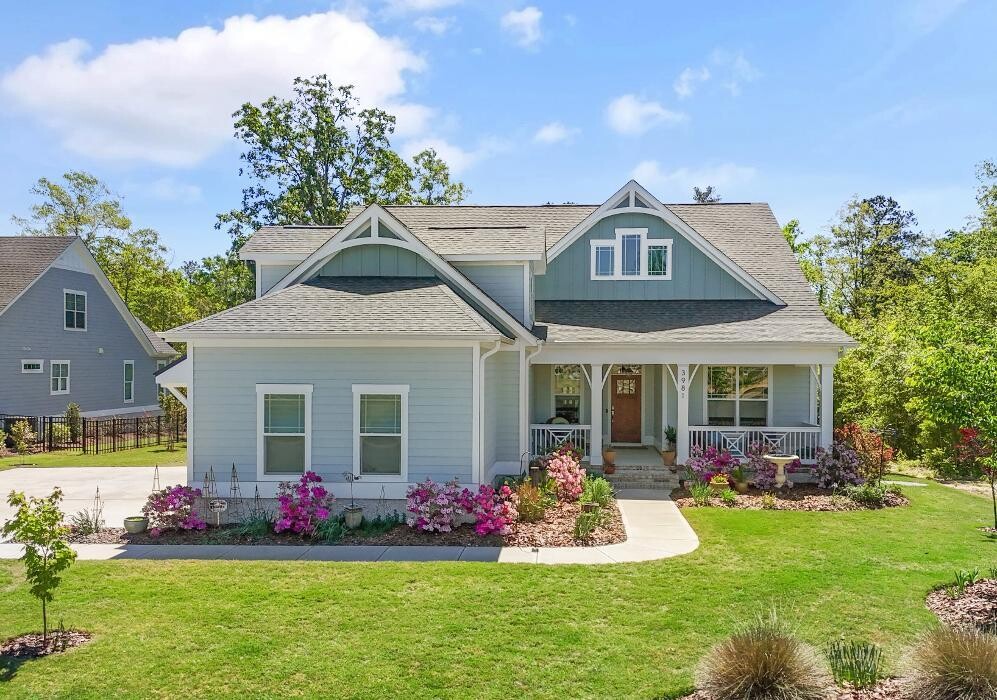 Images Elvira Gilbert, Realtor