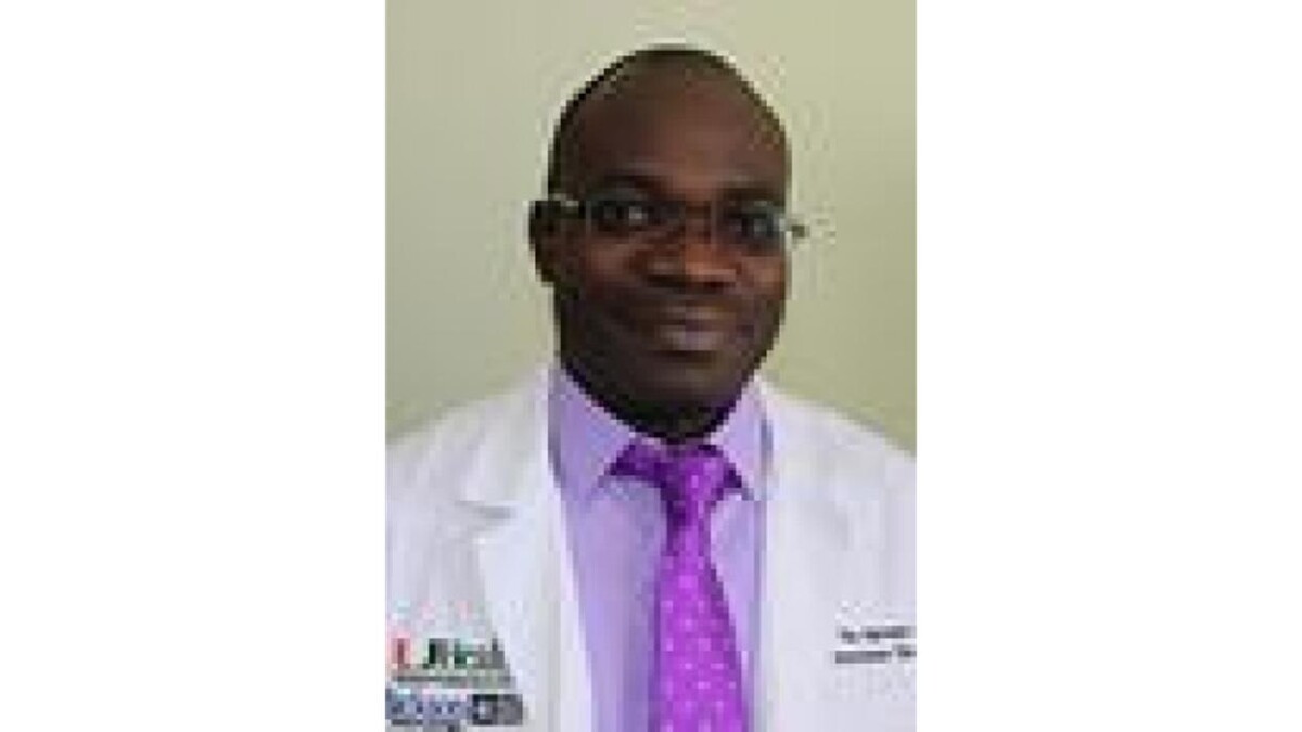 Images Folusakin Odewumi Ayoade, MD