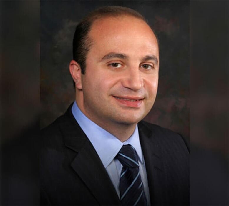 Images Stepanyan Surgical Arts Center: Dr. Martin Stepanyan
