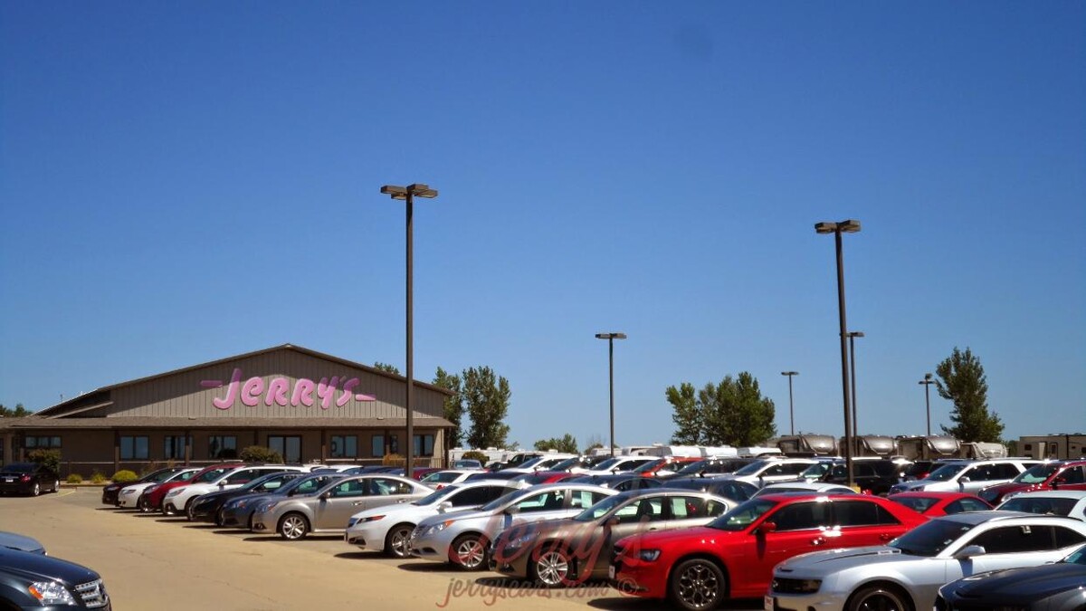 Images Jerry's Auto Sales of Lennox
