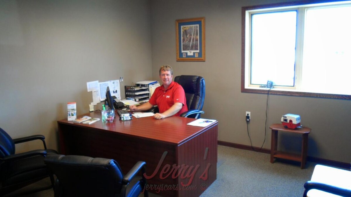 Images Jerry's Auto Sales of Lennox