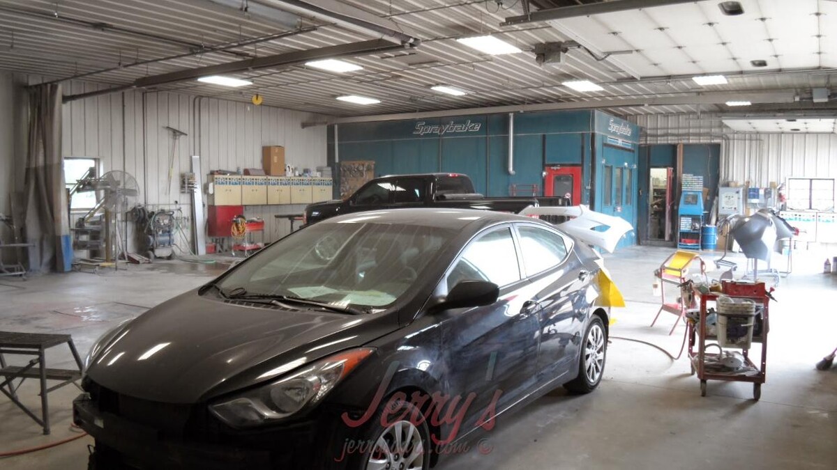 Images Jerry's Auto Sales of Lennox