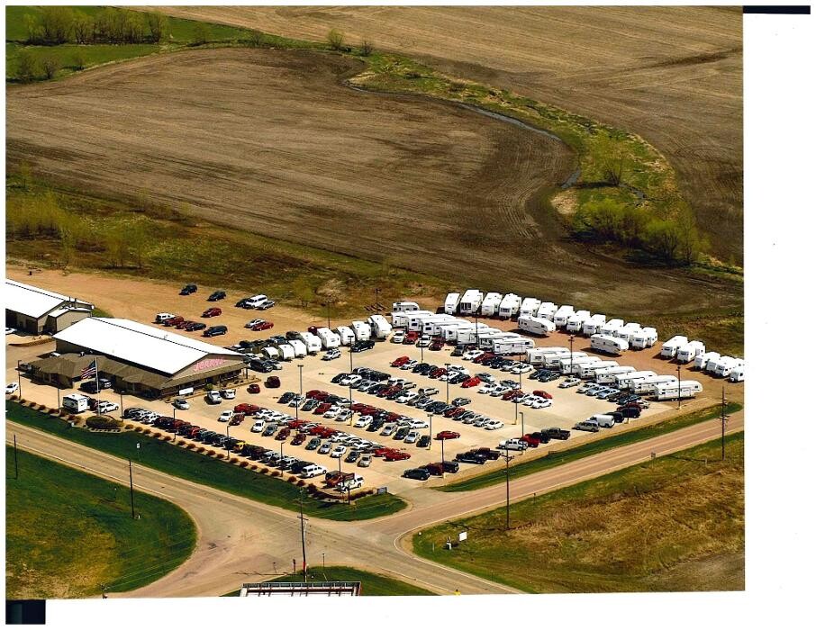 Images Jerry's Auto Sales of Lennox