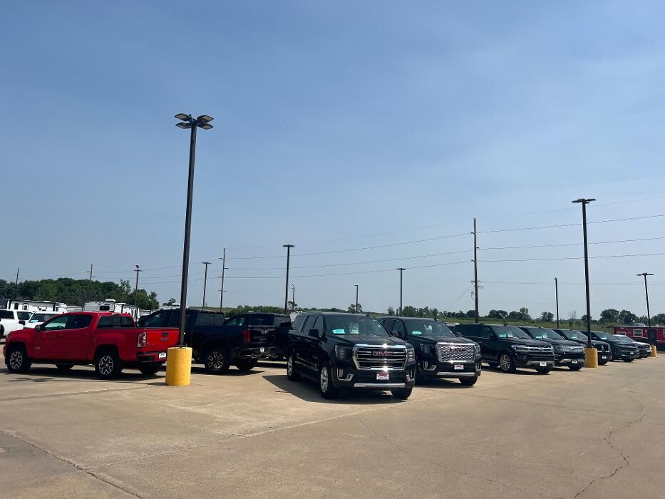 Images Jerry's Auto Sales of Lennox