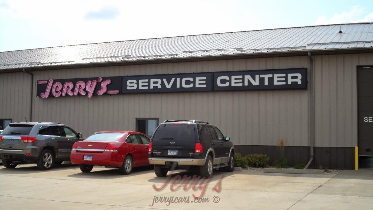 Images Jerry's Auto Sales of Lennox