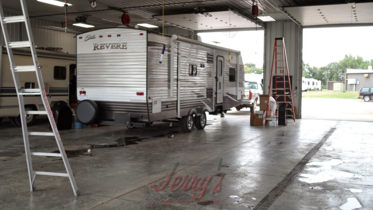 Images Jerry's Auto Sales of Lennox