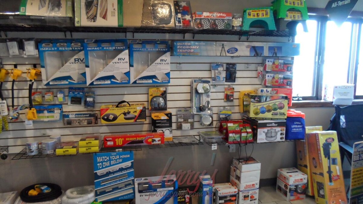 Images Jerry's Auto Sales of Lennox