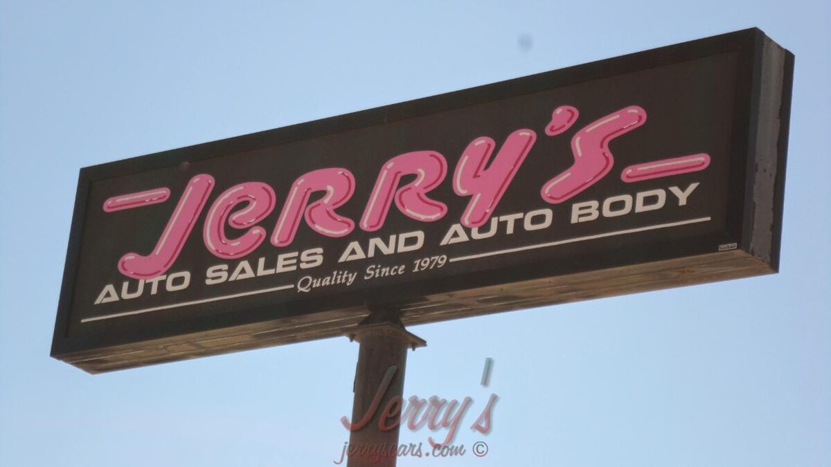 Images Jerry's Auto Sales of Lennox