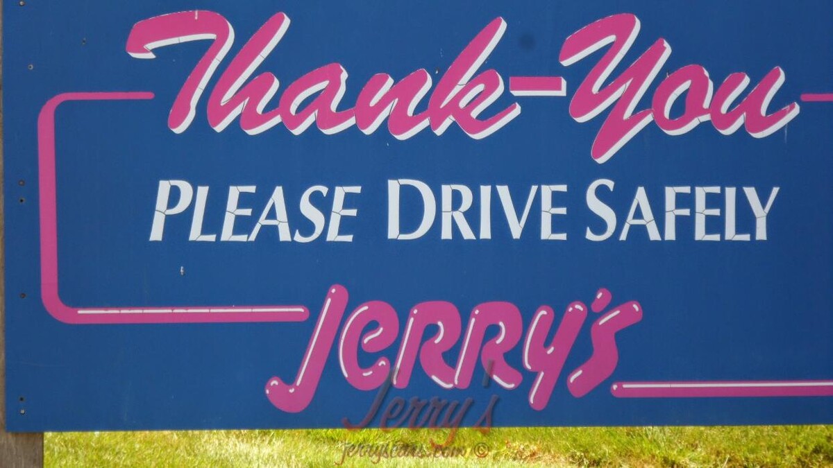 Images Jerry's Auto Sales of Lennox