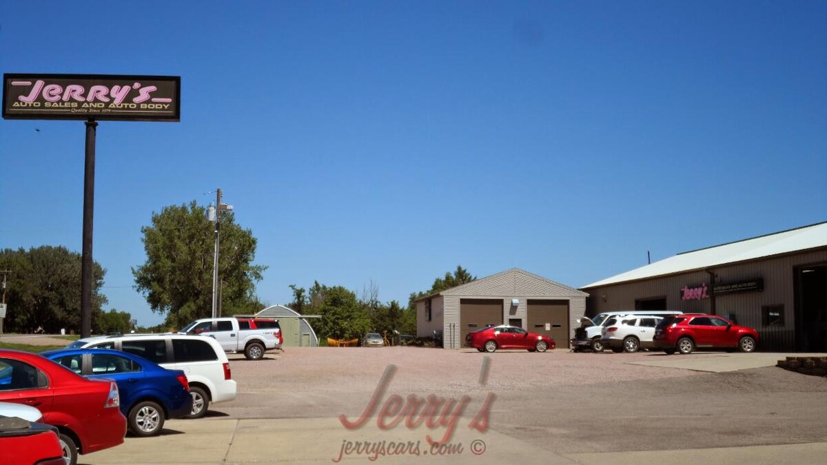 Images Jerry's Auto Sales of Lennox