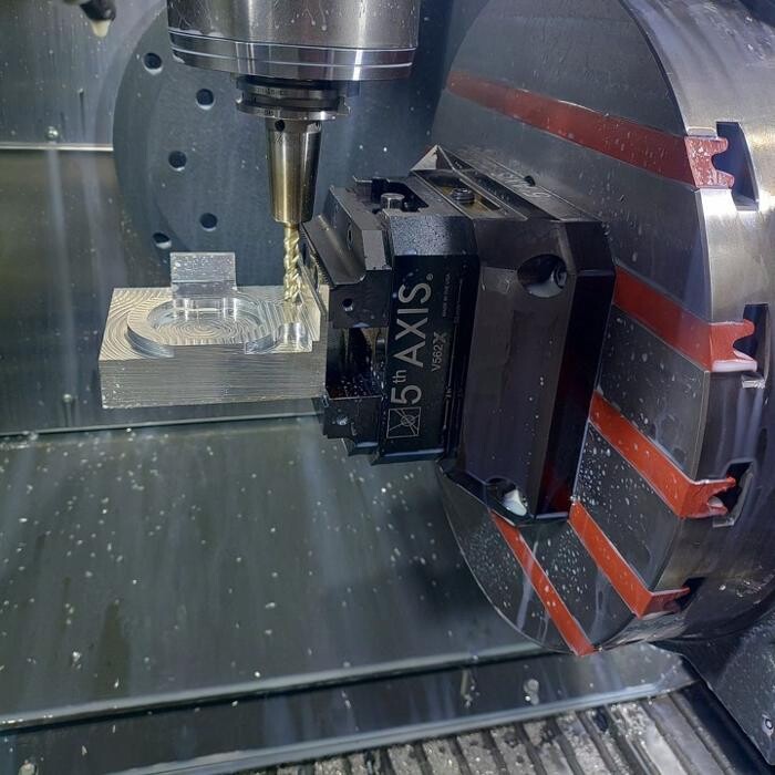 Images Lakeshore Carbide Inc.