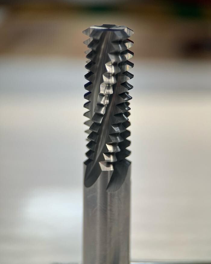 Images Lakeshore Carbide Inc.