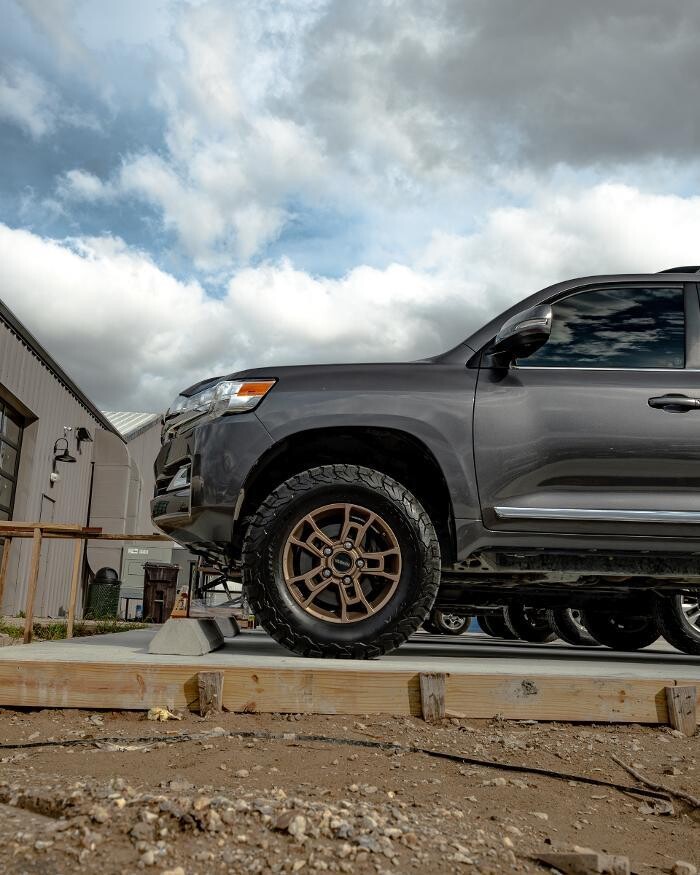 Images Duggy's Garage - Houston Mechanic & Auto Repair