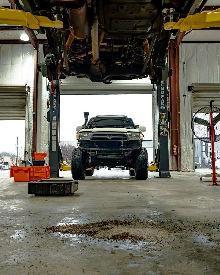 Images Duggy's Garage - Houston Mechanic & Auto Repair