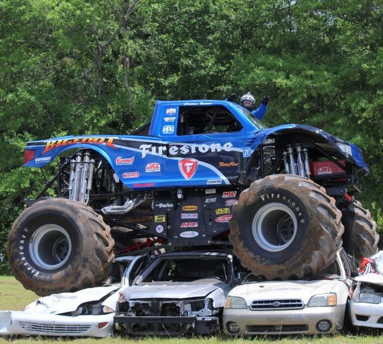 Images University Tire and Auto Centers - Orange