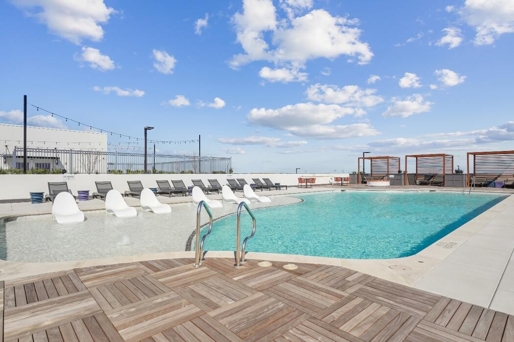 Images Cendana Craig Ranch Apartments