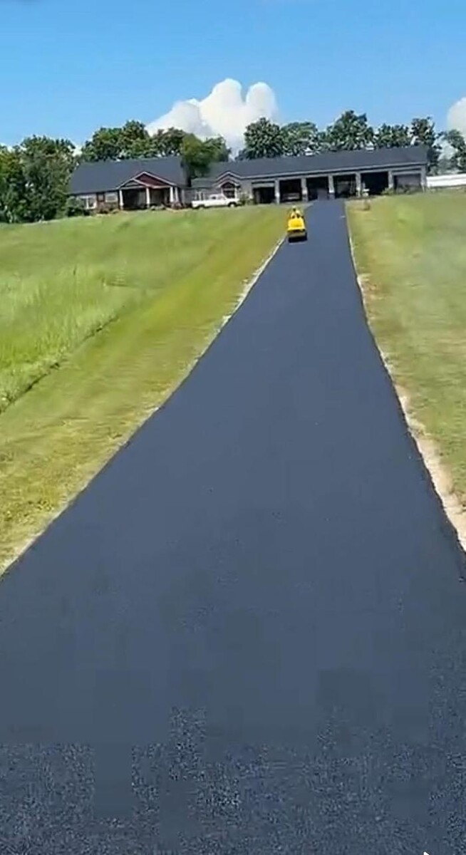 Images Bluegrass Paving LLC