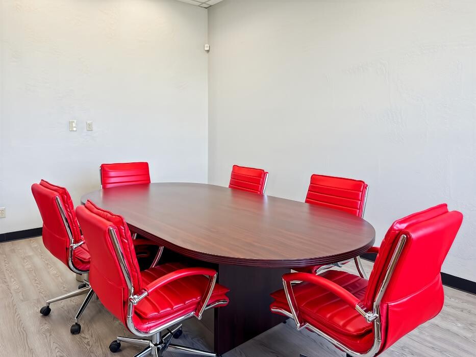 Images Regus Flite Center