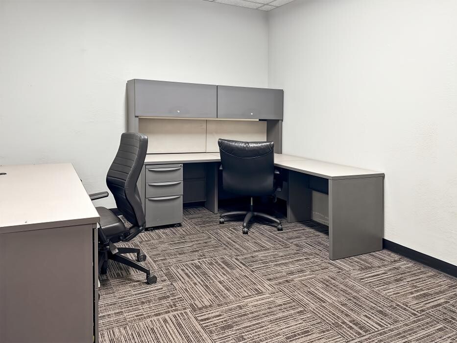 Images Regus Flite Center
