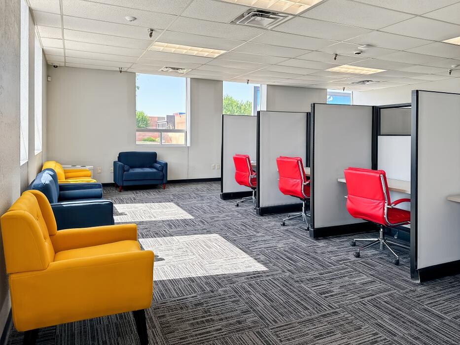 Images Regus Flite Center