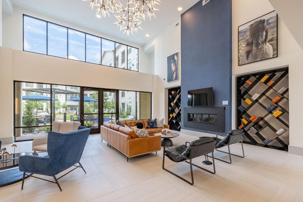 Images Alleia Watters Creek Apartments