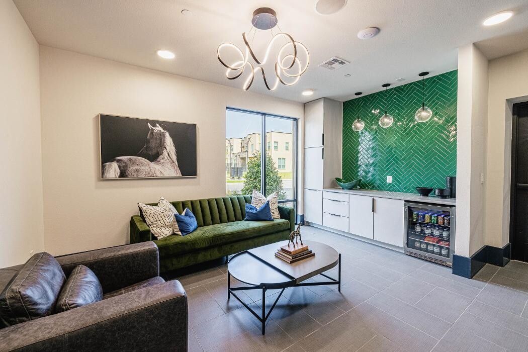 Images Alleia Watters Creek Apartments