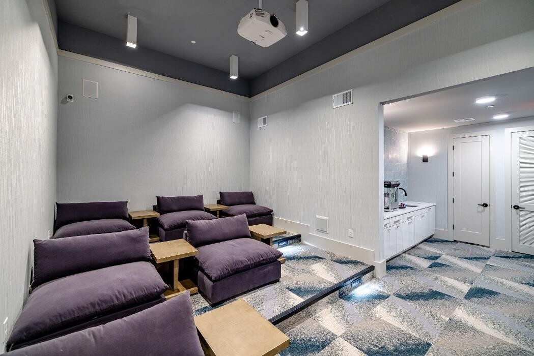 Images Sire Kingwood Apartments
