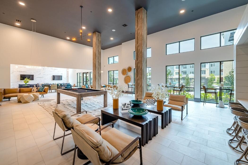 Images Sire Kingwood Apartments
