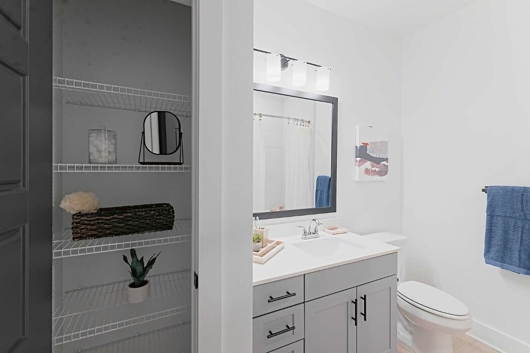 Images Sire Kingwood Apartments