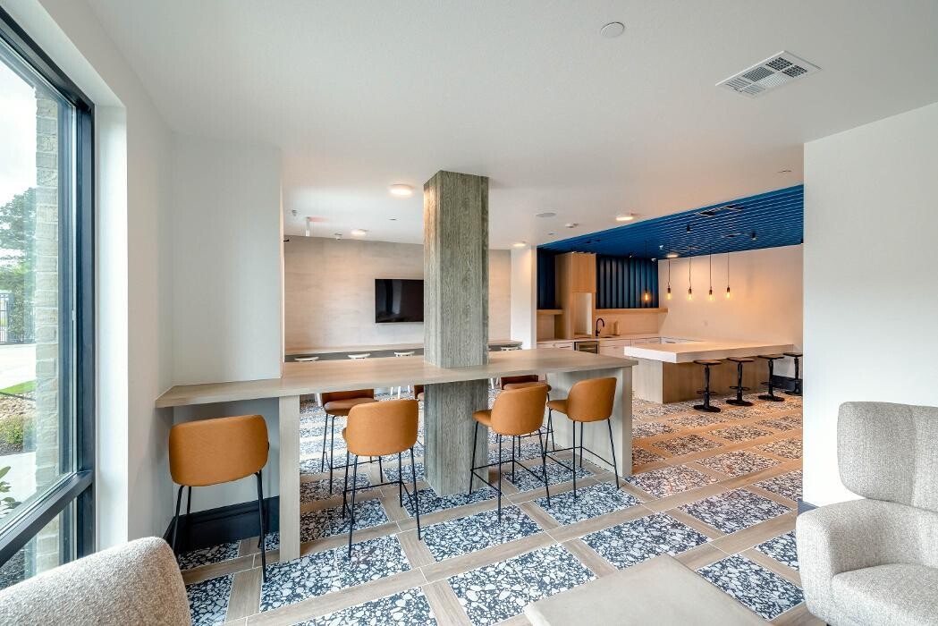 Images Sire Kingwood Apartments