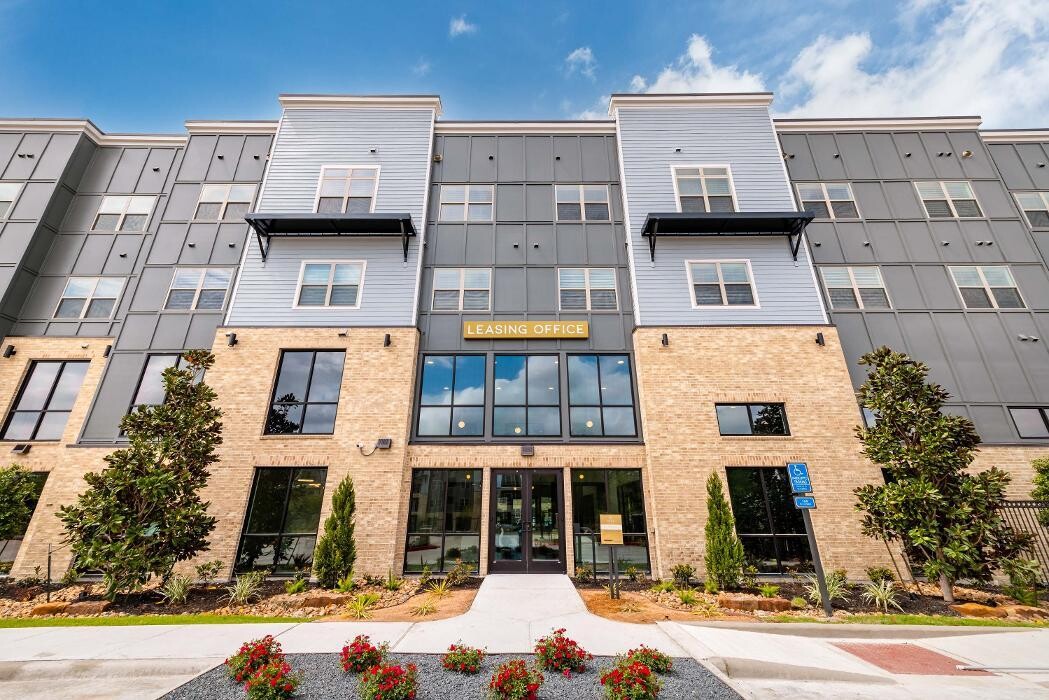 Images Sire Kingwood Apartments