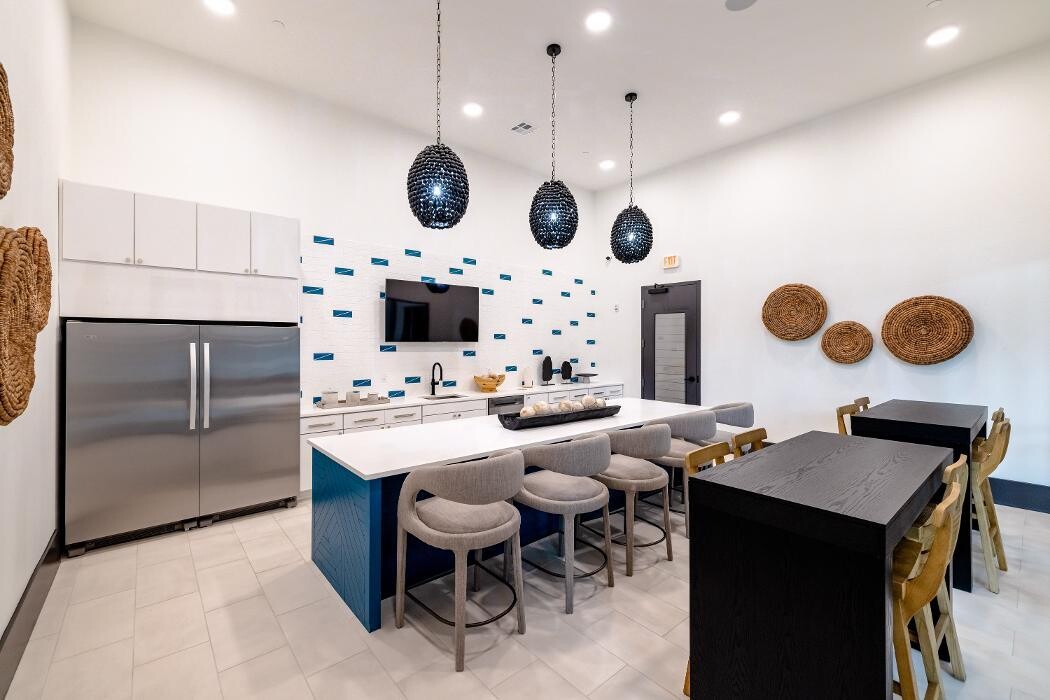 Images Sire Kingwood Apartments
