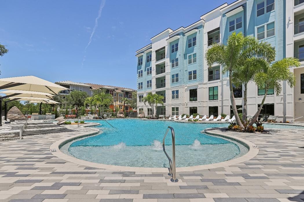 Images Brea Lakewood Ranch Apartments