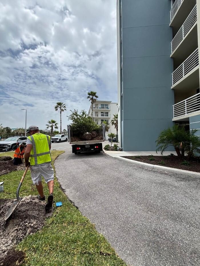 Images Pro Green Grounds Maintenance