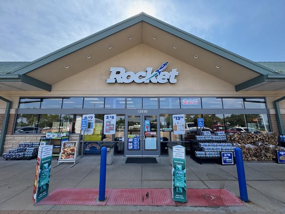 Images CoinFlip Bitcoin ATM - Rocket #4221 (St. Louis)