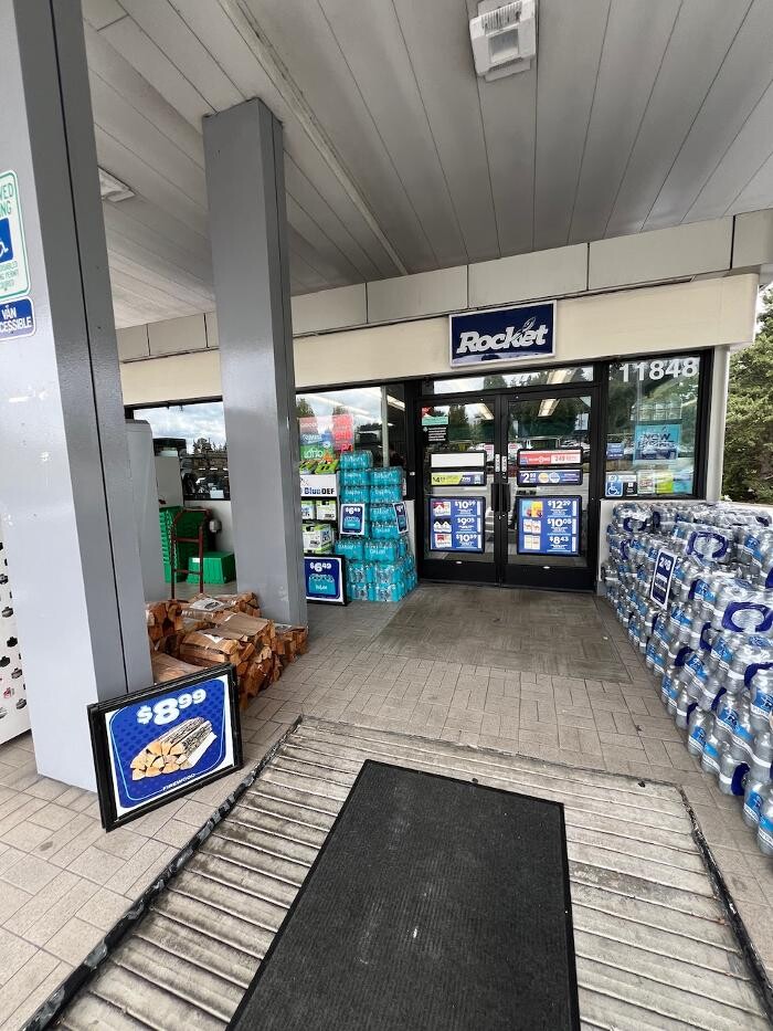 Images CoinFlip Bitcoin ATM - Rocket #5494 (Kirkland)