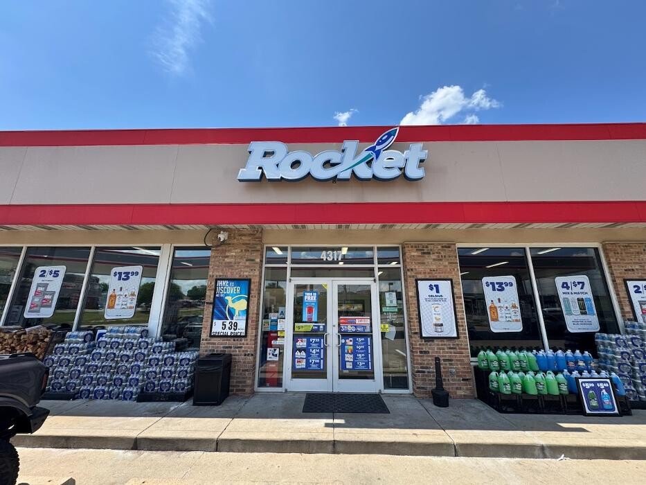 Images CoinFlip Bitcoin ATM - Rocket #4212 (St. Louis)
