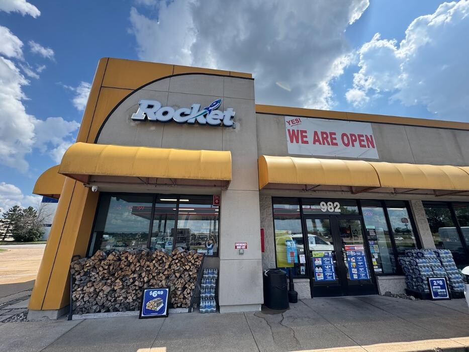 Images CoinFlip Bitcoin ATM - Rocket #4205 (Fenton)