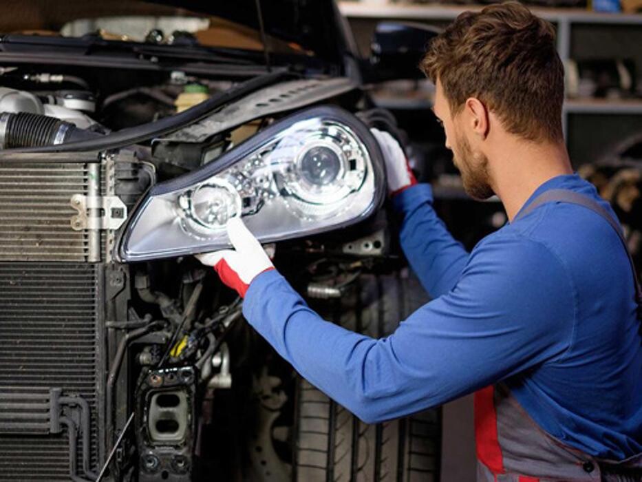 Images CARBON COLLISION CENTER