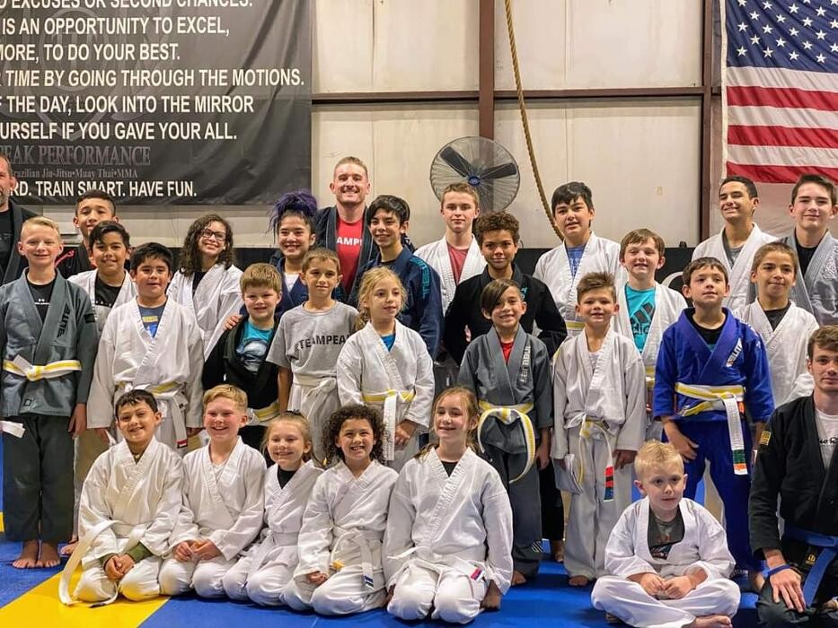 Images Peak Performance MMA & BJJ
