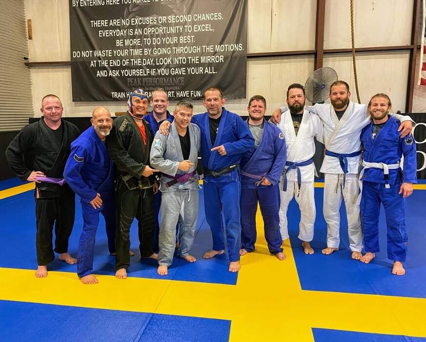 Images Peak Performance MMA & BJJ