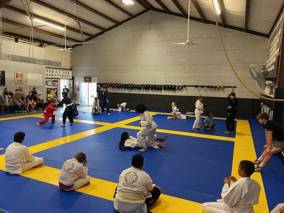 Images Peak Performance MMA & BJJ