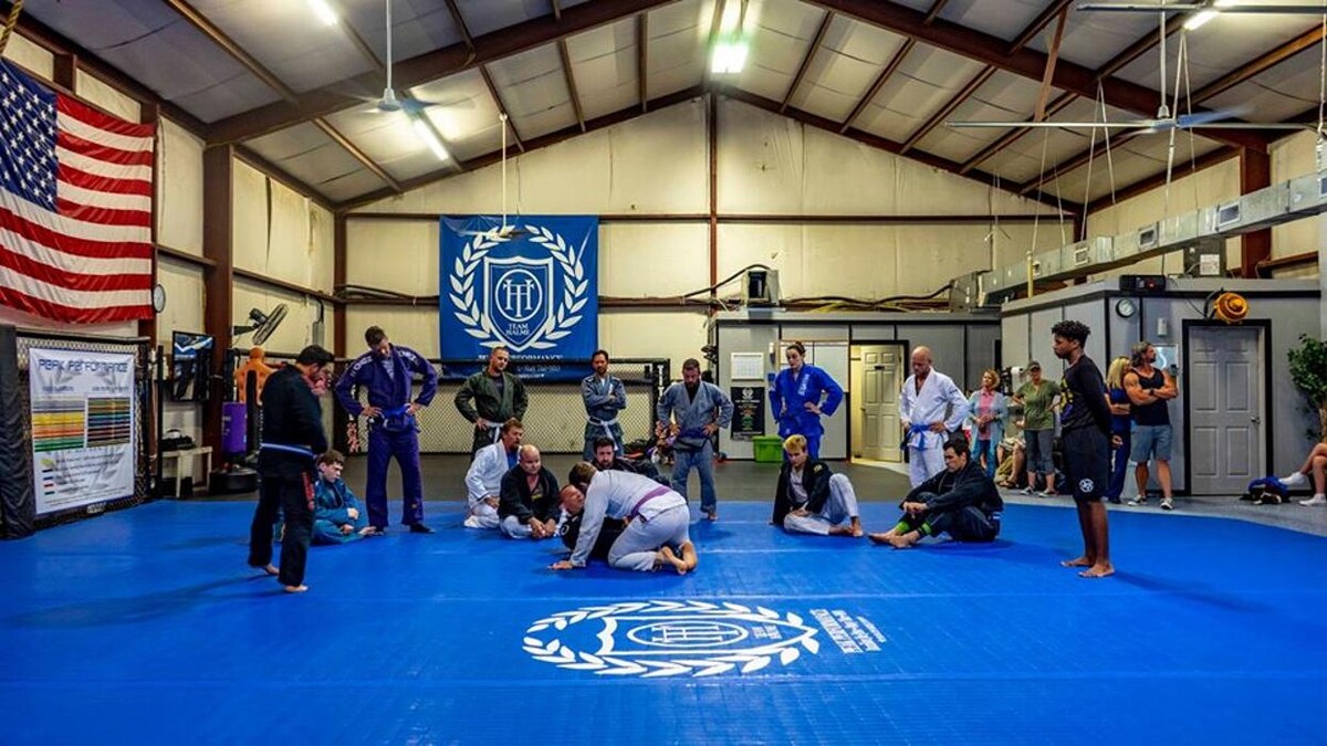 Images Peak Performance MMA & BJJ