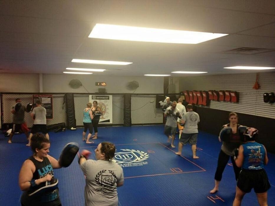 Images Peak Performance MMA & BJJ