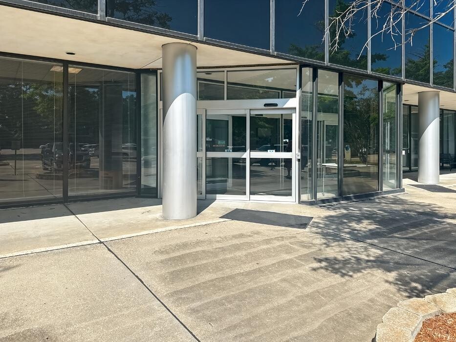 Images Regus Lafayette