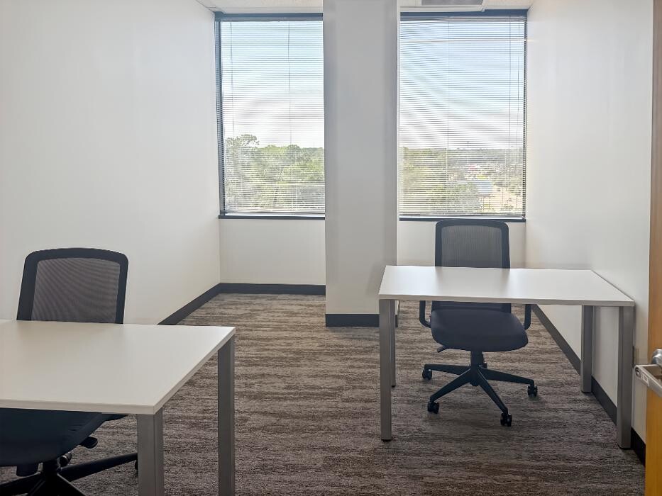 Images Regus Lafayette
