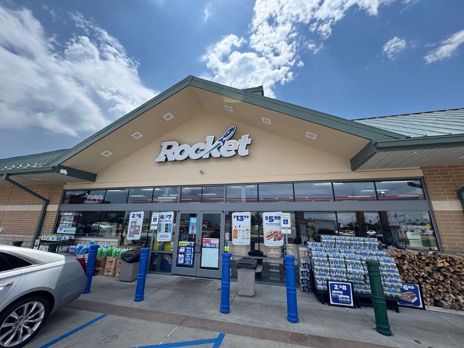 Images CoinFlip Bitcoin ATM - Rocket #4267 (Saint Charles)