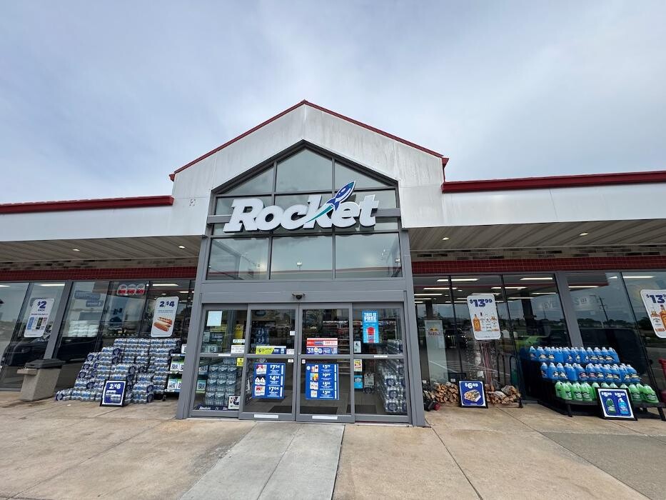 Images CoinFlip Bitcoin ATM - Rocket #4217 (O'Fallon)