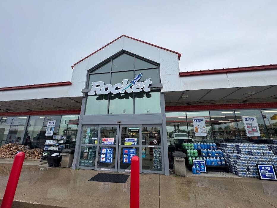 Images CoinFlip Bitcoin ATM - Rocket #4222 (Warrenton)